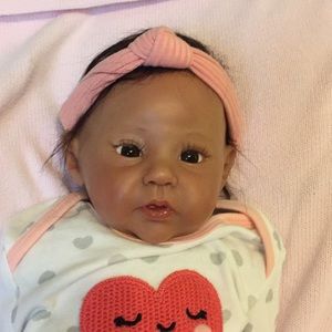 Handmade realistic vinyl Reborn baby girl doll